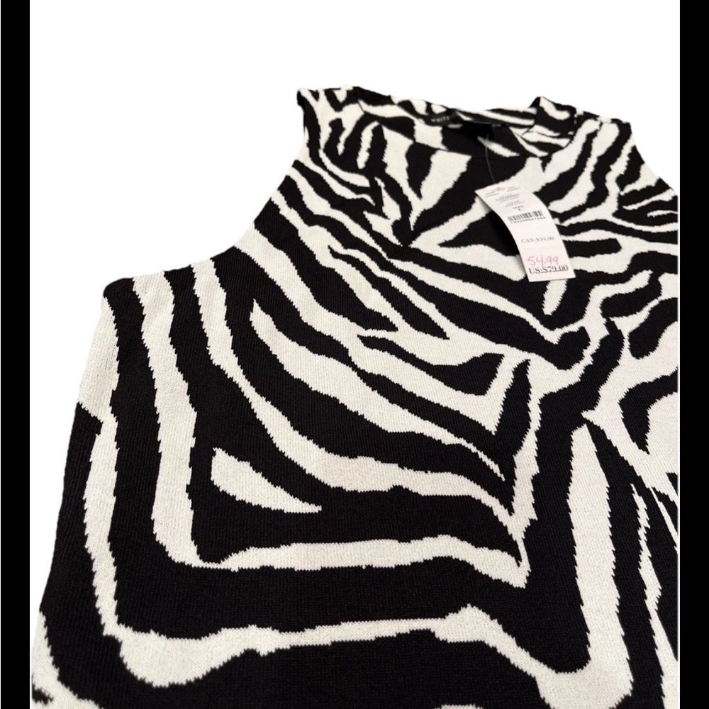 White House Black Market Fitted Black and White Halter Top Animal Print Sz Large - Picture 2 of 7